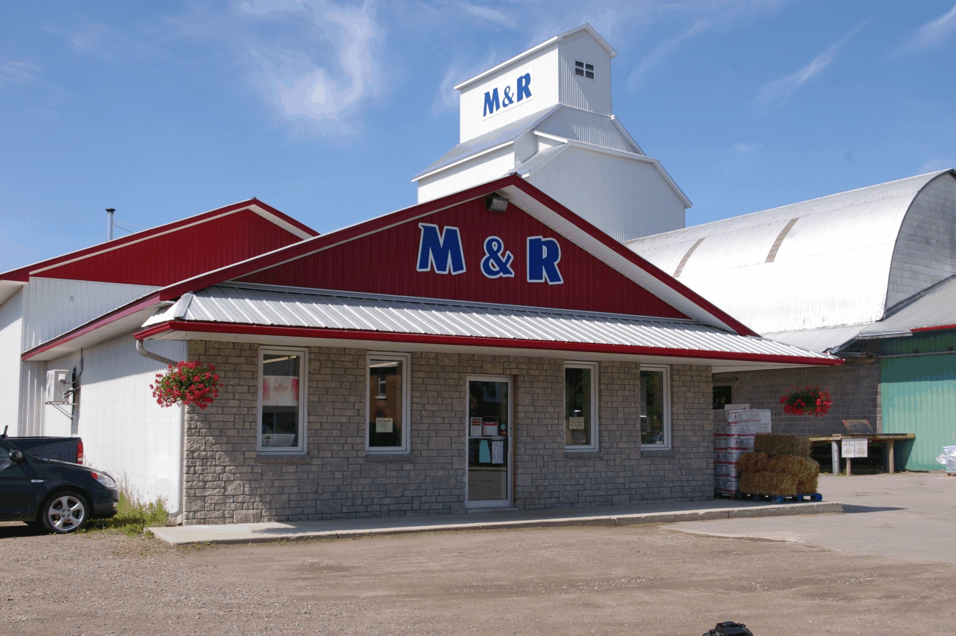Contact Us M & R Feeds and Farm Supplies